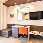 Hotel Bhotel 4*