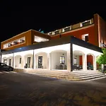 Hotel Bhotel