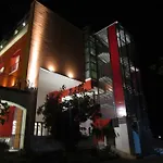Hotel Bhotel 4*