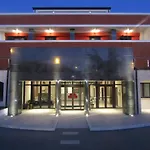 Отель Bhotel 4*