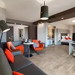 Bhotel Отель 4*