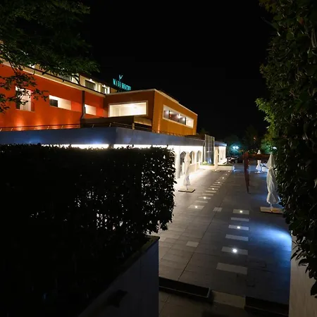 فندق Bhotel