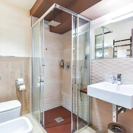 Hotel Bhotel 4*