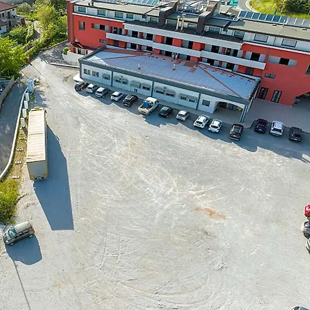 Bhotel 4*