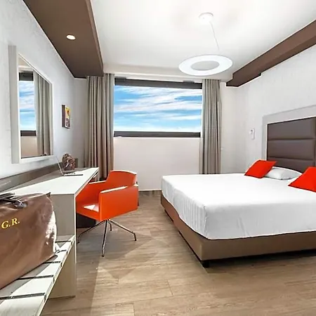 Bhotel