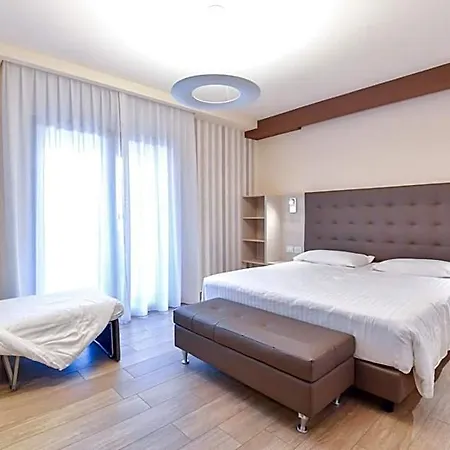 Bhotel Hotel