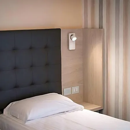 Hotel Bhotel 4*