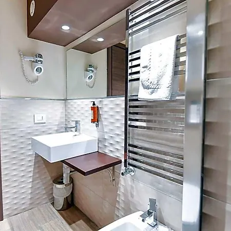 Bhotel Hotel