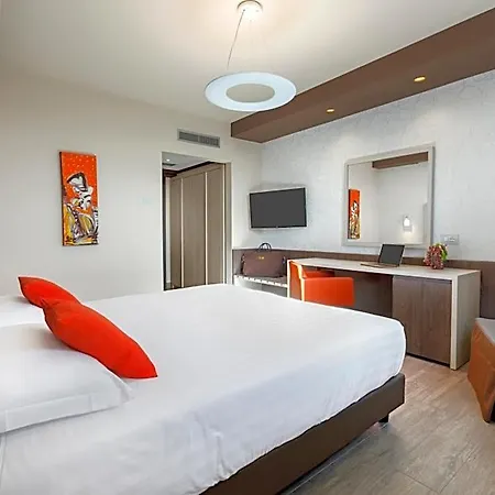 Bhotel فندق